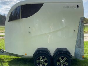 Clear Round Alu hästsläp – aluminium och GRP-konstruktion