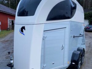 Clear Round Alu hästsläp – aluminium och GRP-konstruktion